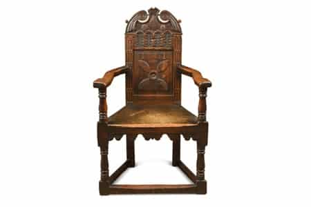 An-early-17th-century-oak-cacqueteuse-joined-armchair-£3800 An-early-17th-century-oak-cacqueteuse-joined-armchair-£3800