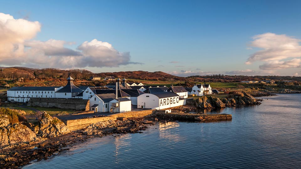 Should you buy a cask of whisky from auction