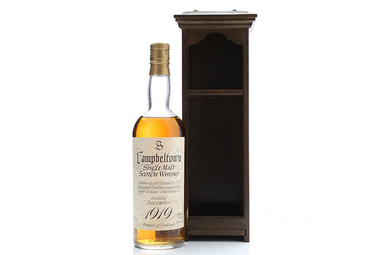 Springbank-1919-50O-37.5 This Springbank 1919 50 Year Old was bottled in 1970, before the 40% minimum law was enacted. As such, this whisky is bottled at 37.5%.