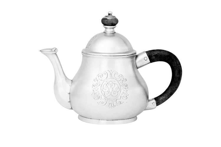 Classical Pear Shape Teapot